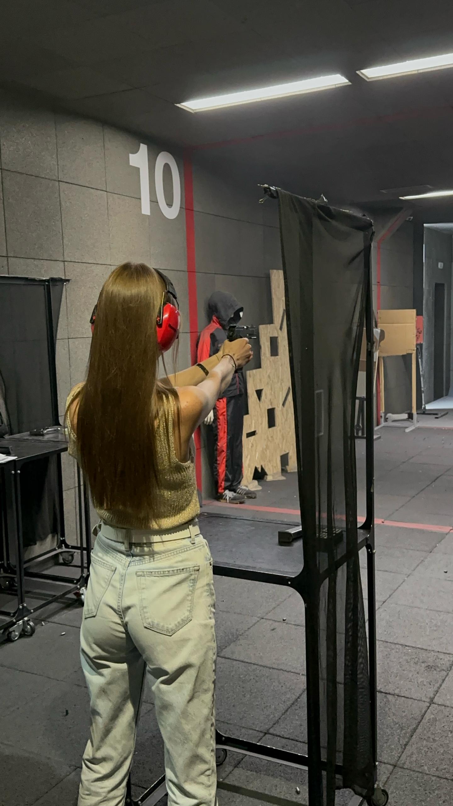 Елизавета на первой стрельбе 21 июля 2024 года